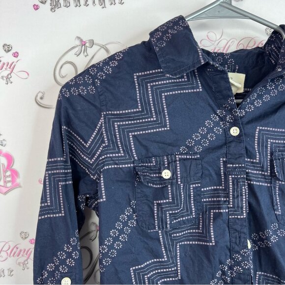 Levi's button up floral shirt collared Dark Blue and Purple Patterned Shirt - Picture 5 of 8